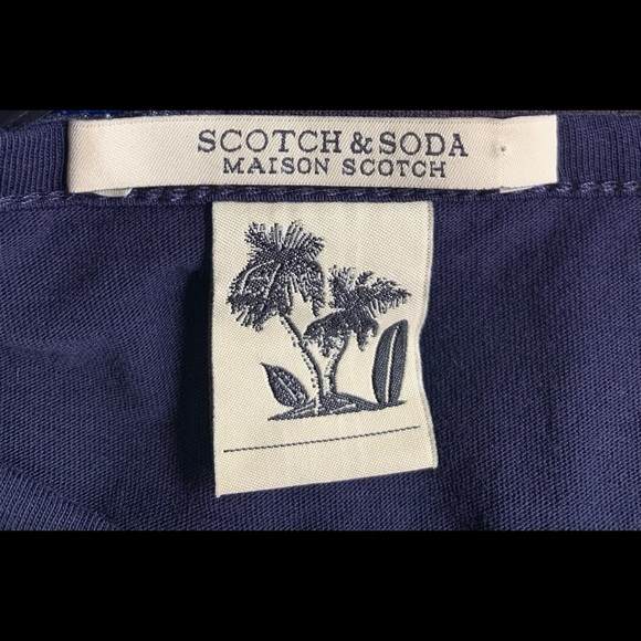 Scotch and Soda | Blue V Neck - Picture 3 of 7